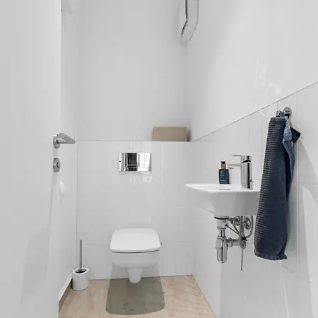 Lägenhet Stylish Urban Apartment-garden&parking&ac Bratislava